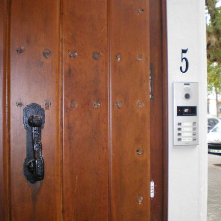 Apartamentos Murallas De Sevilla Kültér fotó
