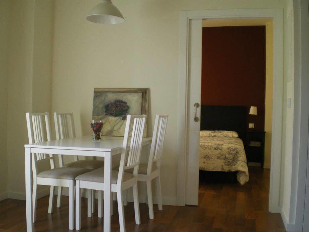 Apartamentos Murallas De Sevilla Kültér fotó